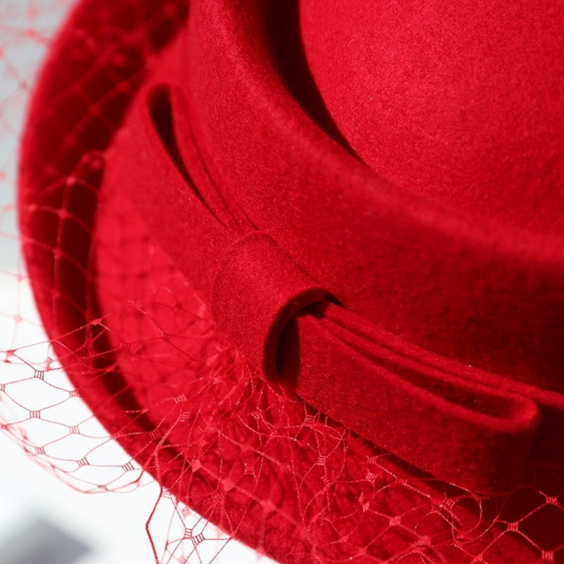 Felt Rolled Edge Top Hat with Veil and Bow