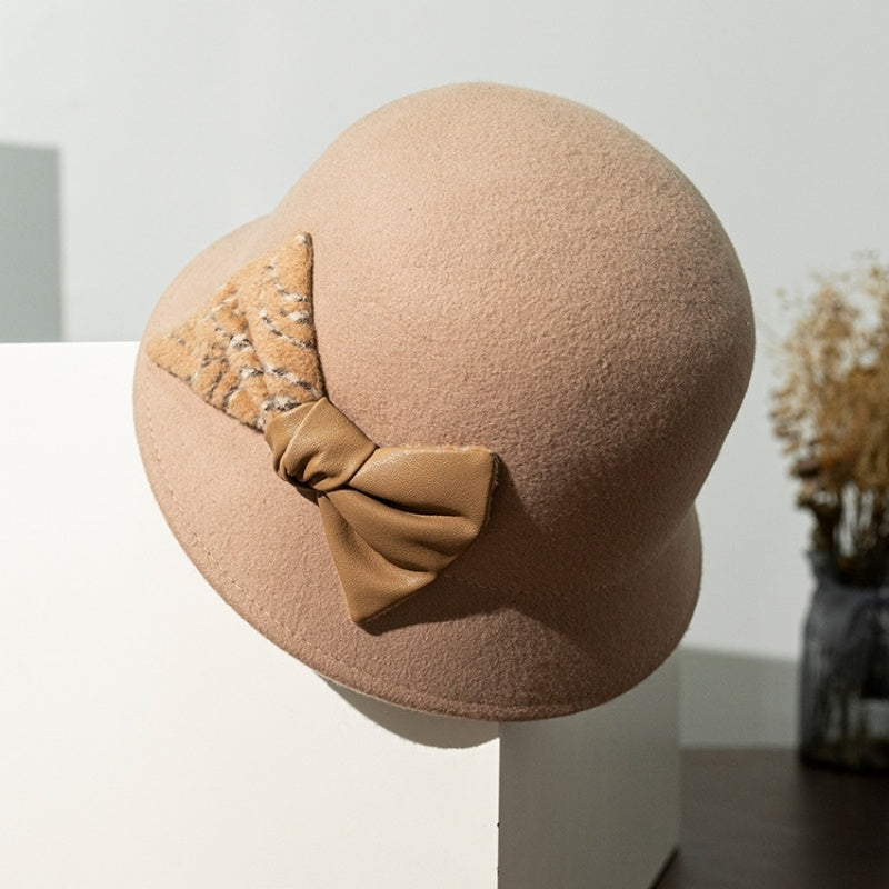 Felt Top Hat with Velvet and Leather Splicing Bow