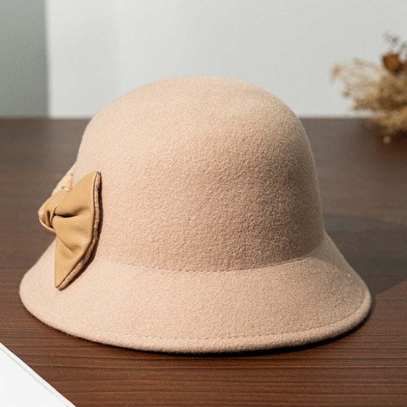 Felt Top Hat with Velvet and Leather Splicing Bow