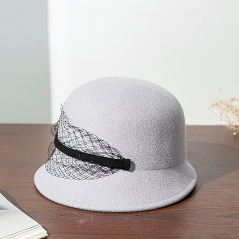 Felt Dome Top Hat with Felt Slat Net Gauze Decoration