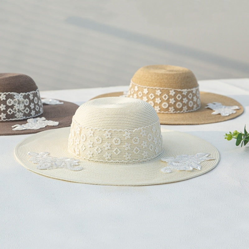 Wide Brim Straw Hat with Lace Decorative Strip and Lace Embroidery Patch