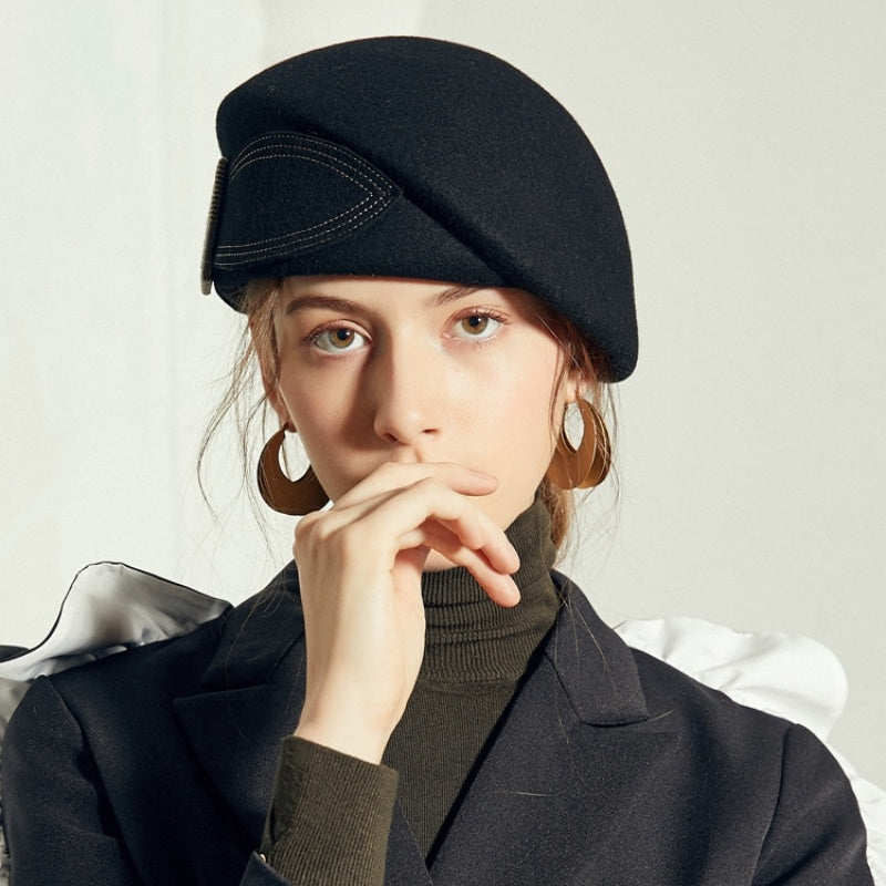 Stewardess Beret with Bow Checkered Mouth