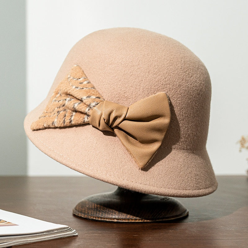 Felt Top Hat with Velvet and Leather Splicing Bow