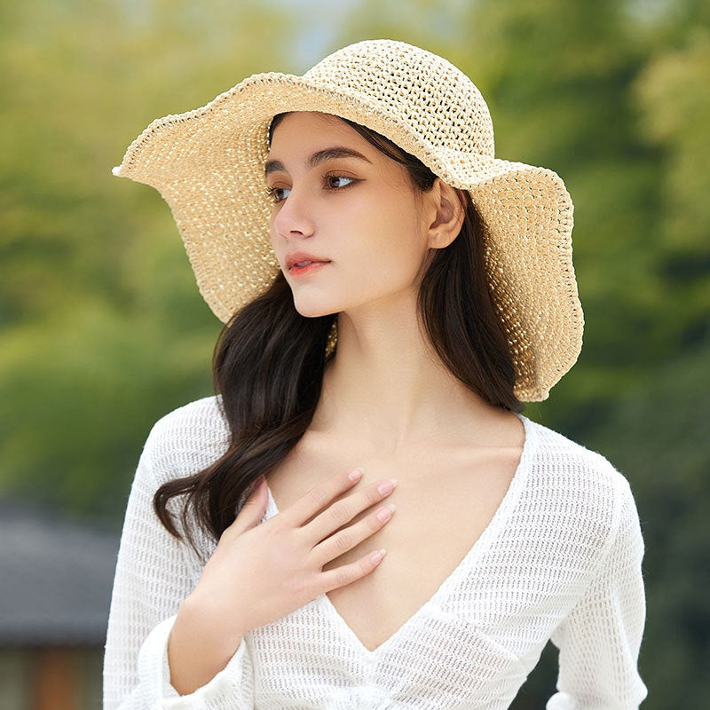 Foldable Straw Hat with Wide Brim