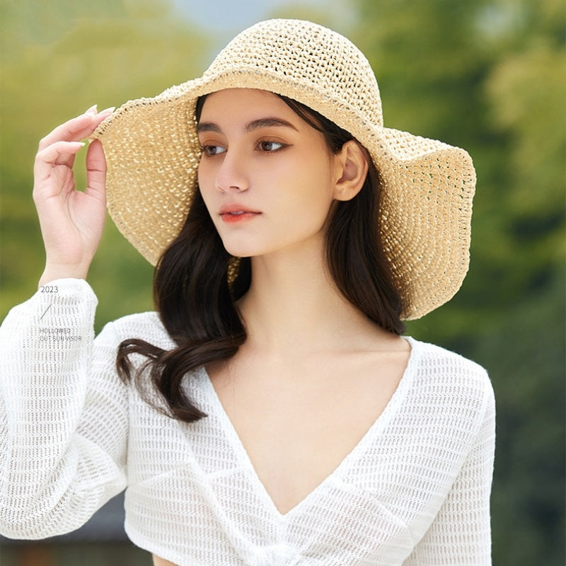 Foldable Straw Hat with Wide Brim