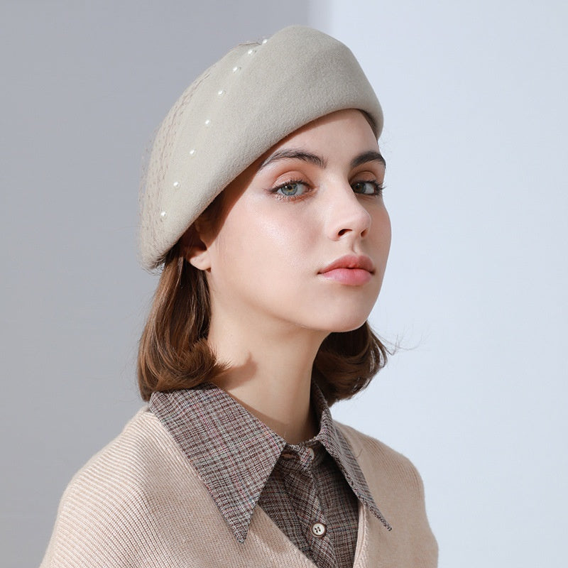 Felt Beret with Pearl and Lace
