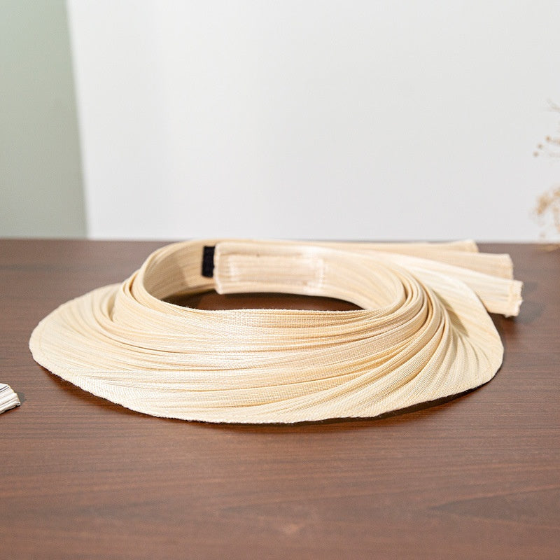 Overhead Plicated Sun Hat
