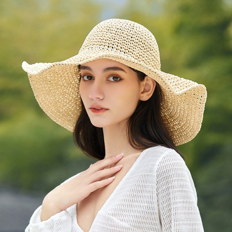 Foldable Straw Hat with Wide Brim