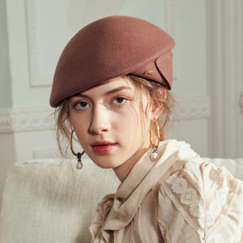 Stewardess Beret with Bow Checkered Mouth