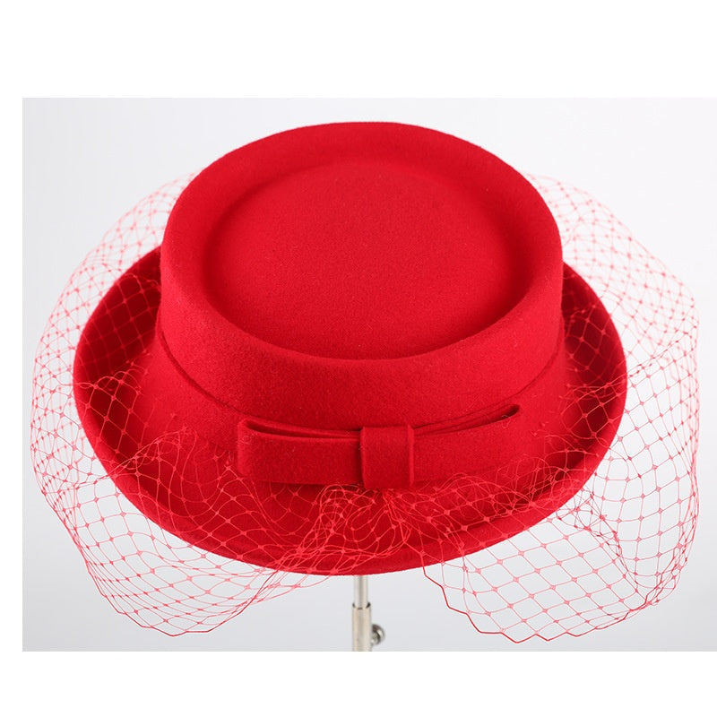 Felt Rolled Edge Top Hat with Veil and Bow