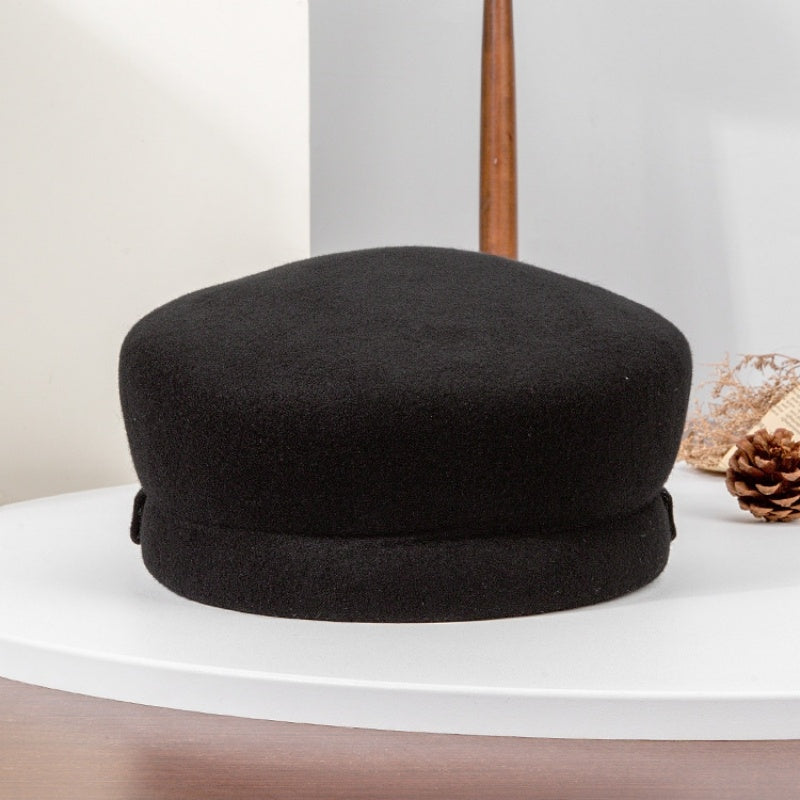 Felt Equestrian Newsboy Hat With Double-Row Copper Sheet Decoration