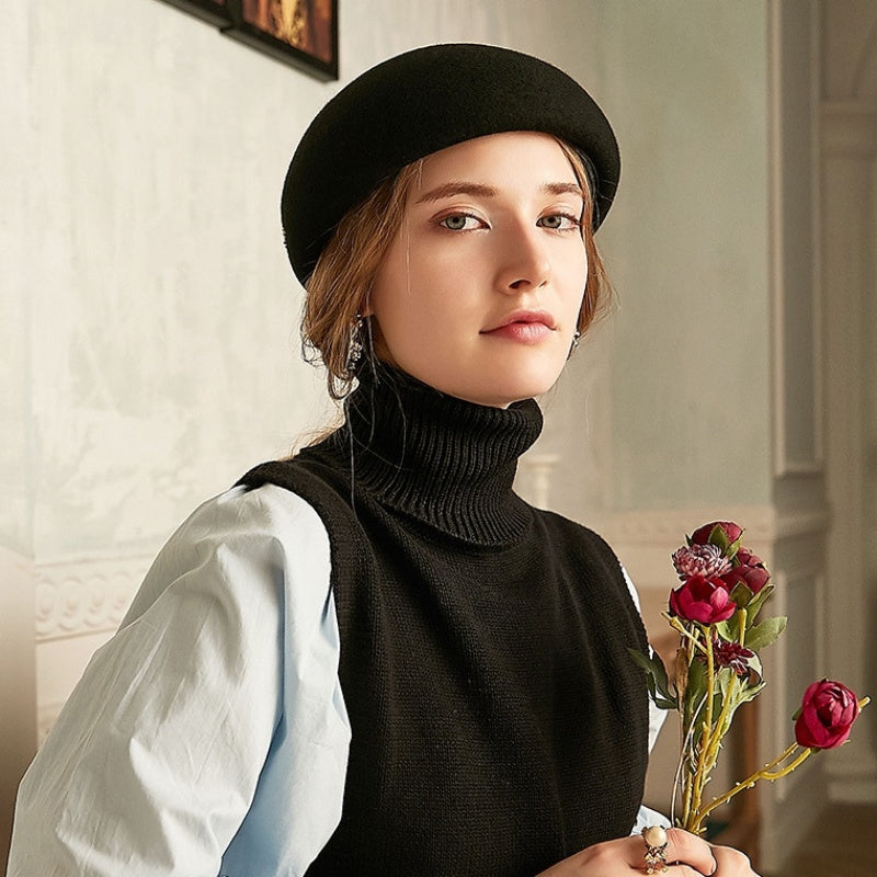 Felt Beret with Circular Decoration