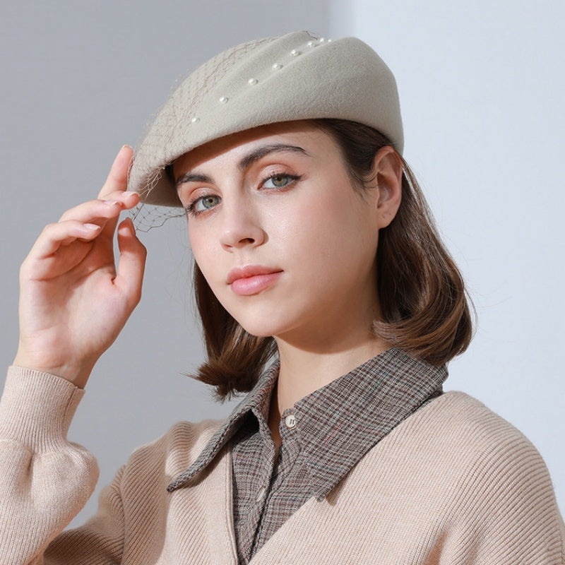 Felt Beret with Pearl and Lace