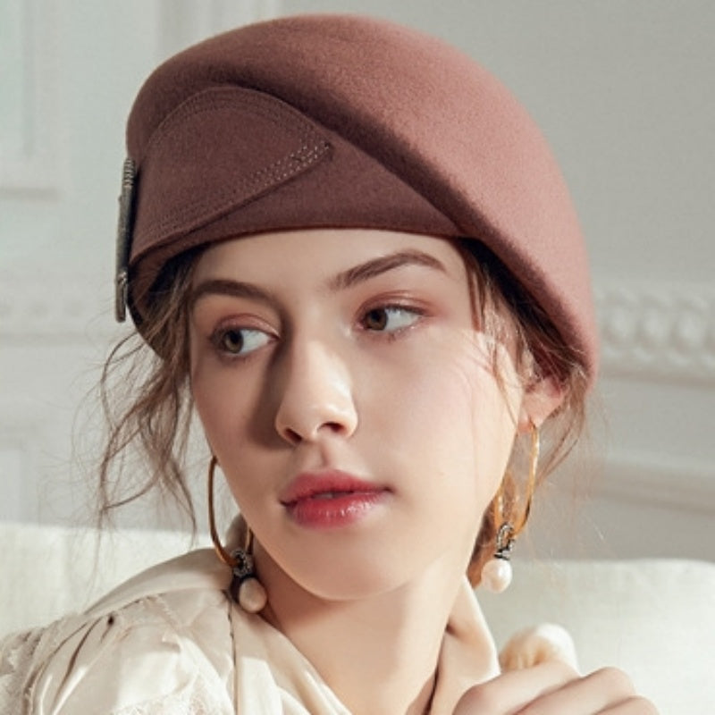 Stewardess Beret with Bow Checkered Mouth