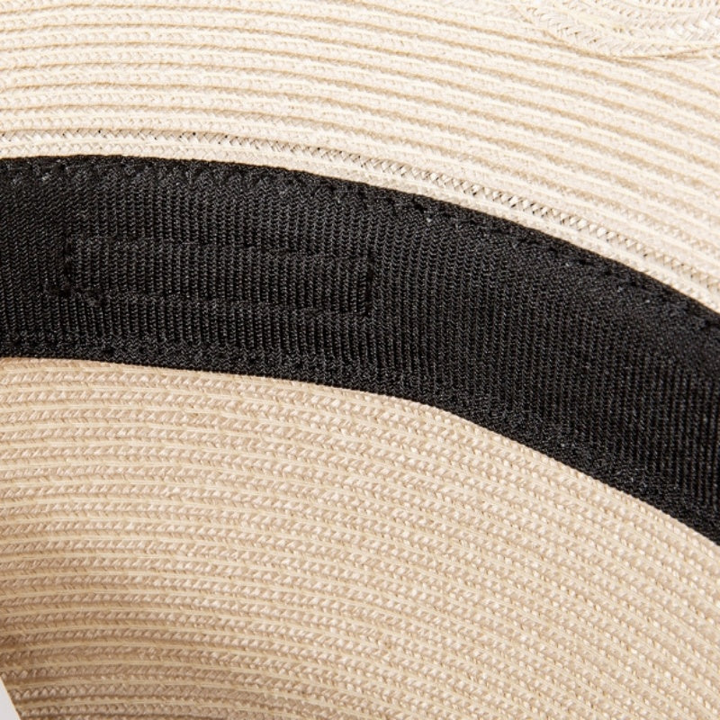 Hollow-carved Flat-topped Hat with Bow Webbing