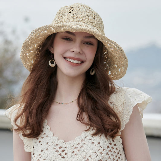 Handmade woven straw hat for women, new summer style, beach vacation theme, openwork large brim, beach sun protection and shade fishing hat